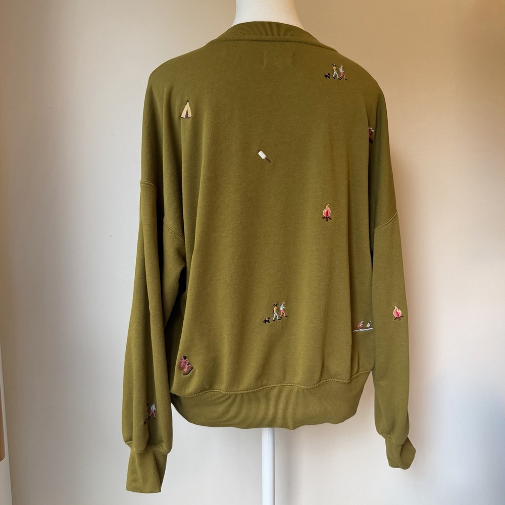 Lou & Grey Camping Themes Sweatshirt Medium Green Marshmallows Hiking Tent - Picture 4 of 6